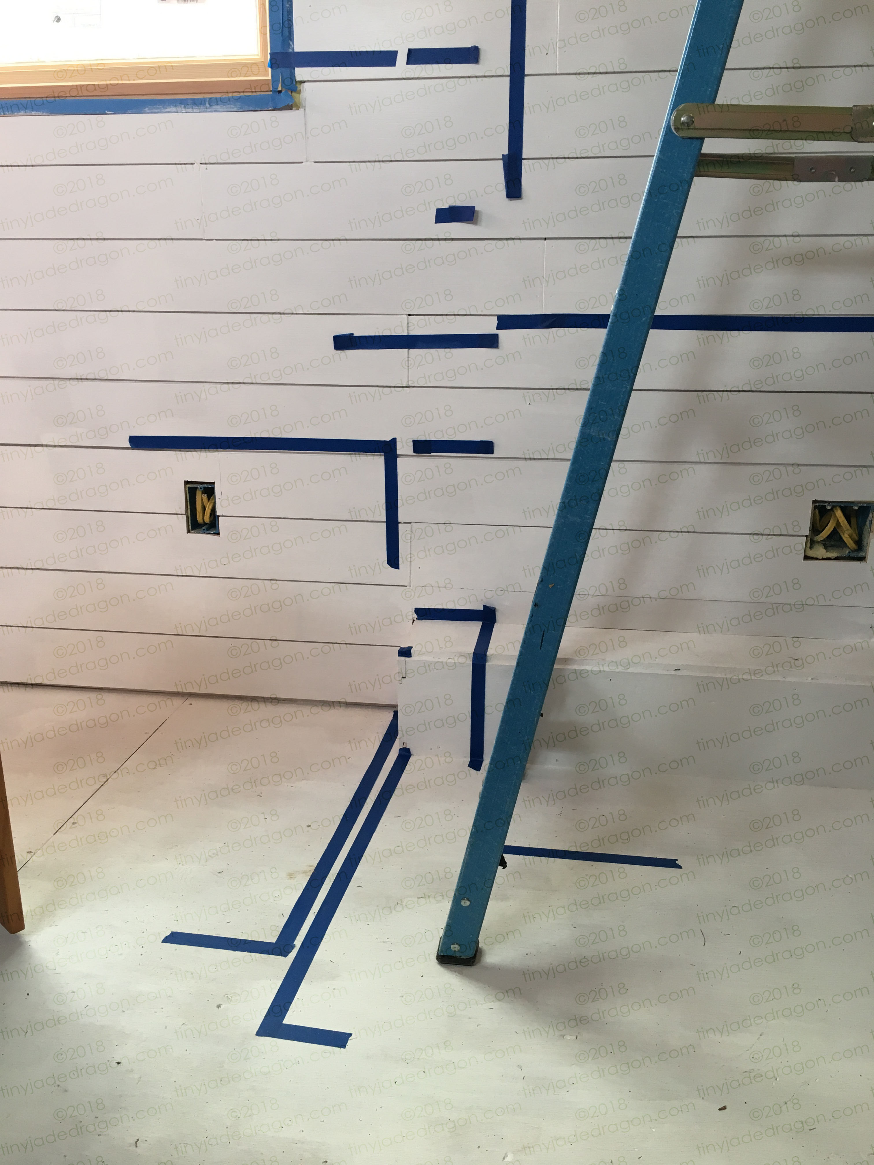 Wall OUtline for Couch Cat Steps
